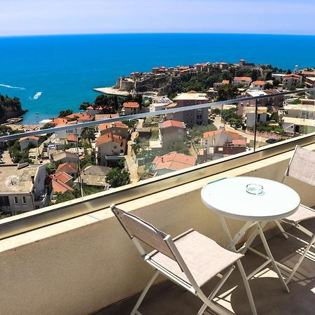 Eagles Apartments & Suites Ulcinj Buitenkant foto