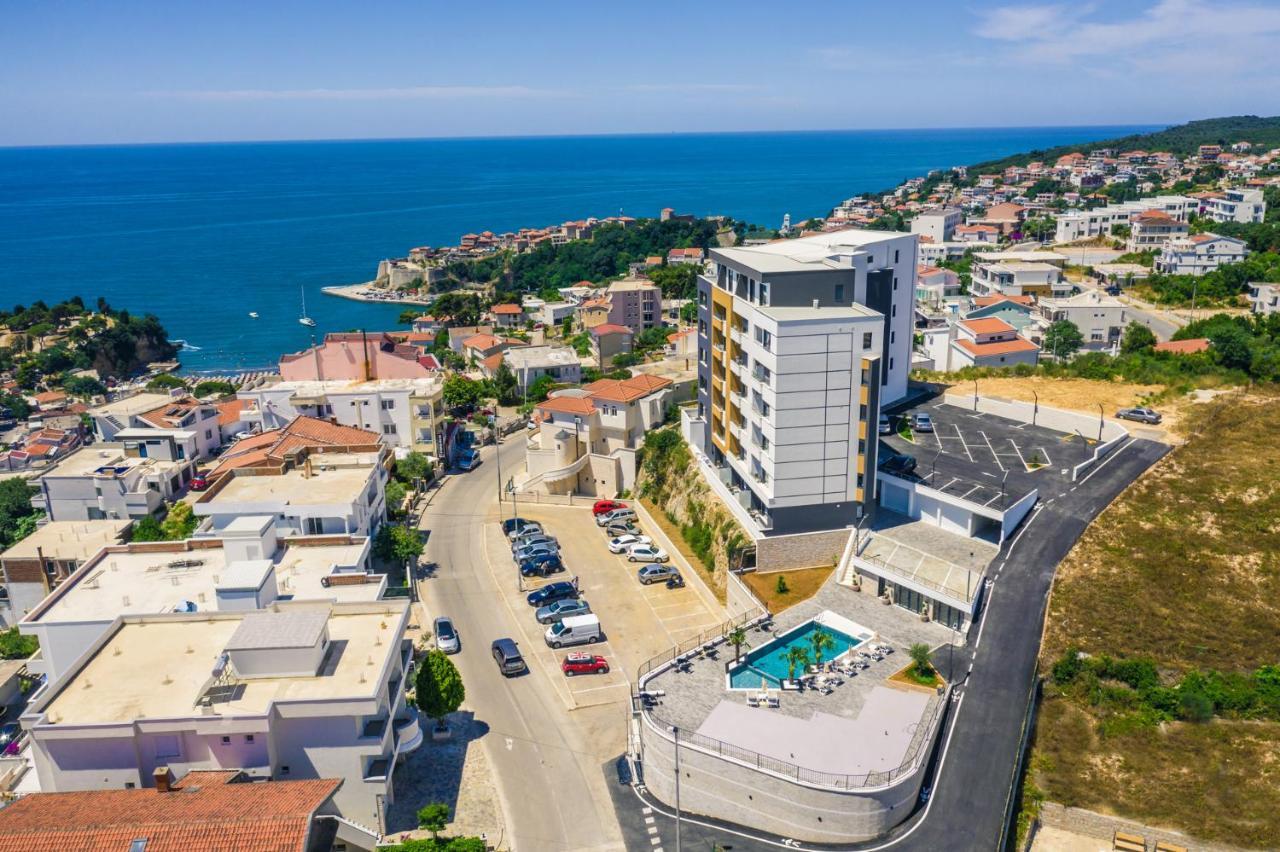 Eagles Apartments & Suites Ulcinj Buitenkant foto