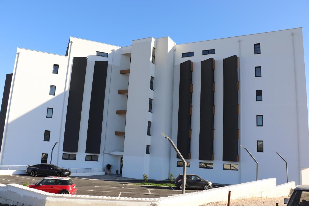 Eagles Apartments & Suites Ulcinj Buitenkant foto