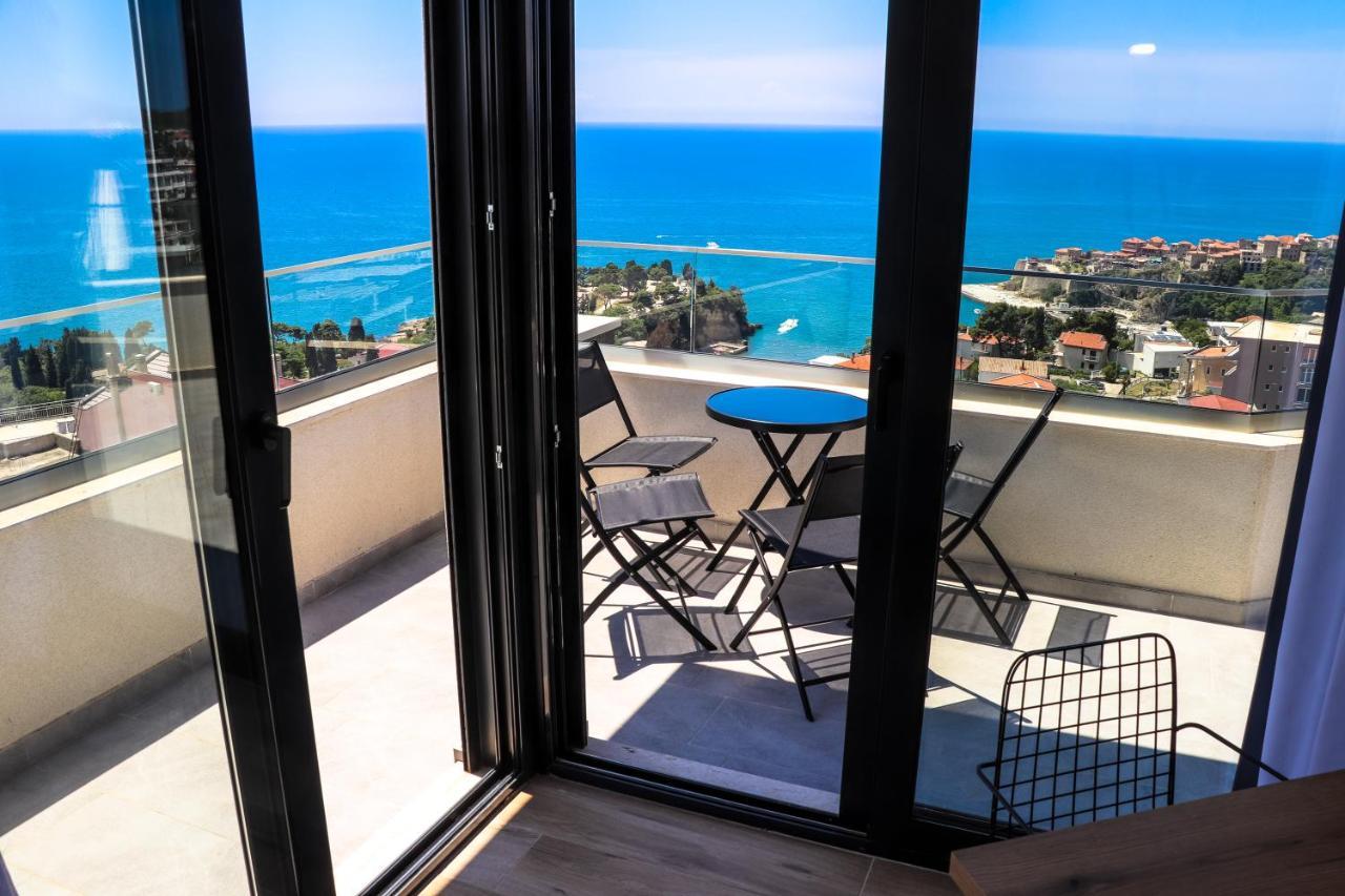 Eagles Apartments & Suites Ulcinj Buitenkant foto